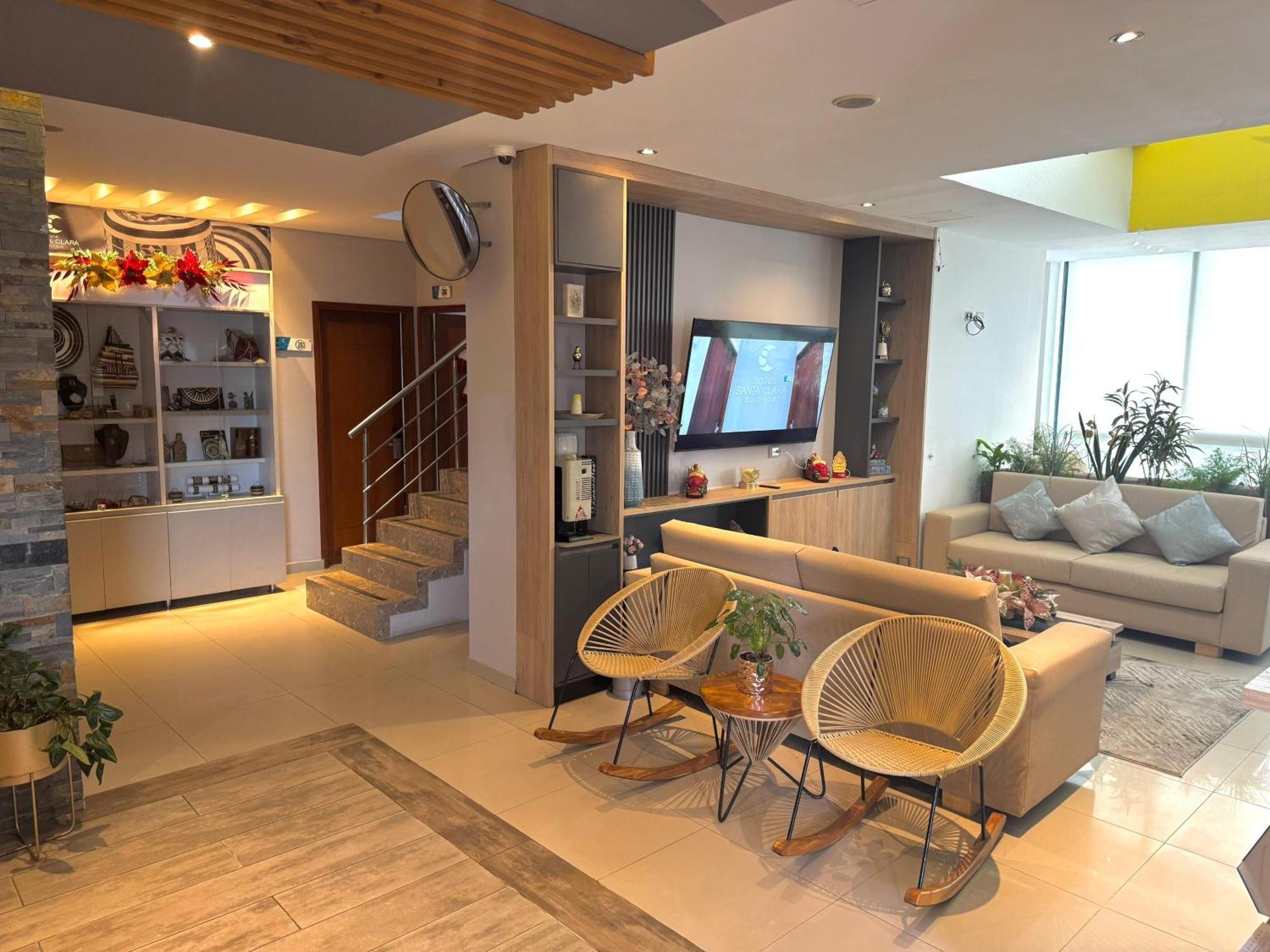 Hotel Santa Clara Boutique มอนเตริอา ภายนอก รูปภาพ