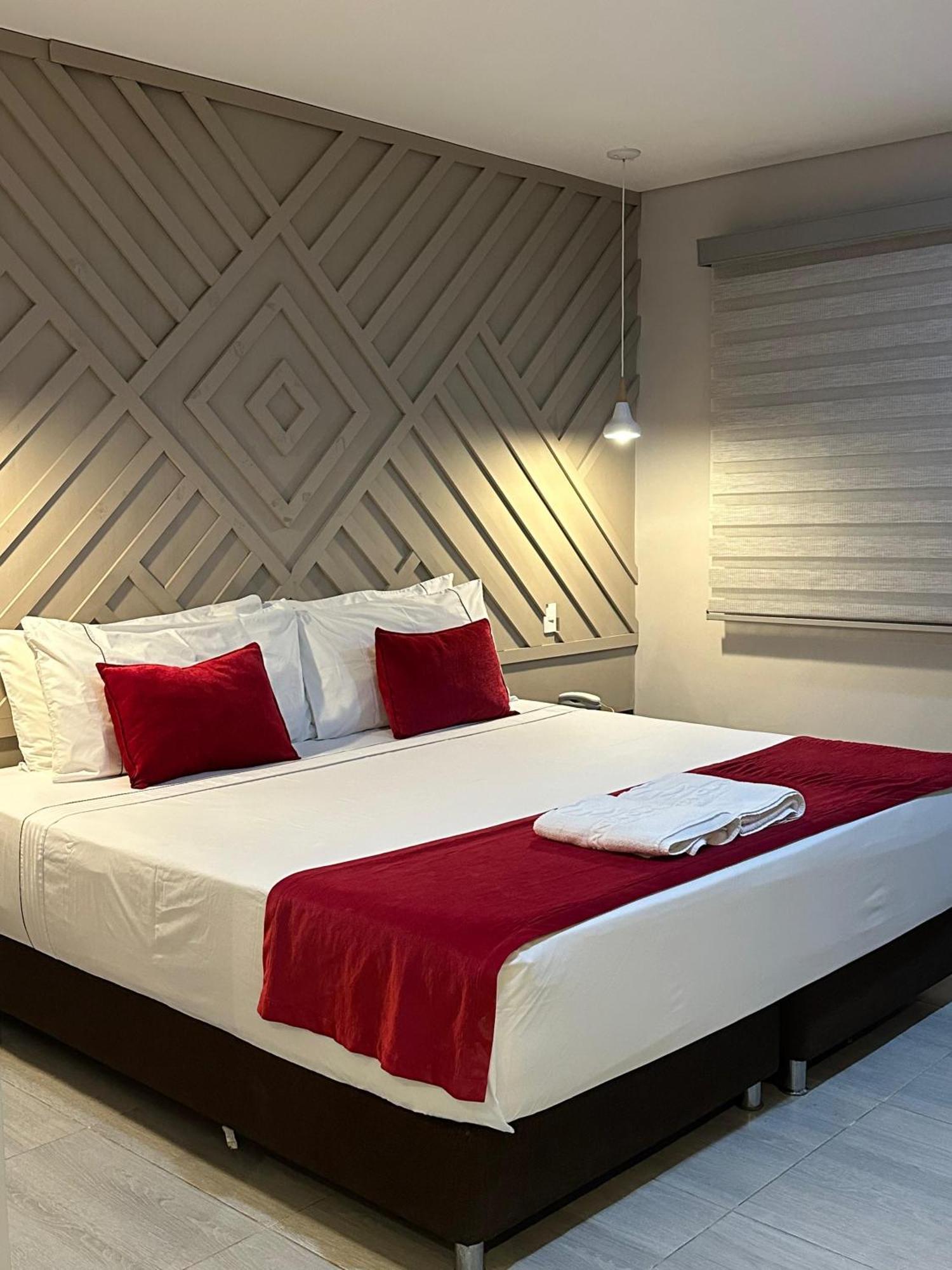 Hotel Santa Clara Boutique มอนเตริอา ภายนอก รูปภาพ