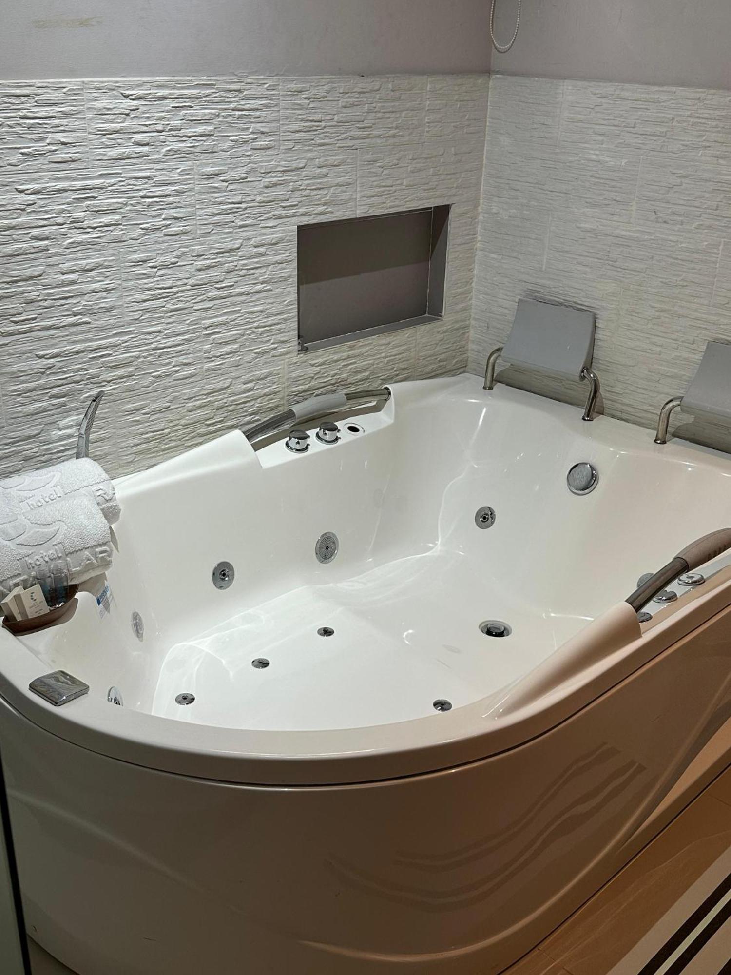 Hotel Santa Clara Boutique มอนเตริอา ภายนอก รูปภาพ