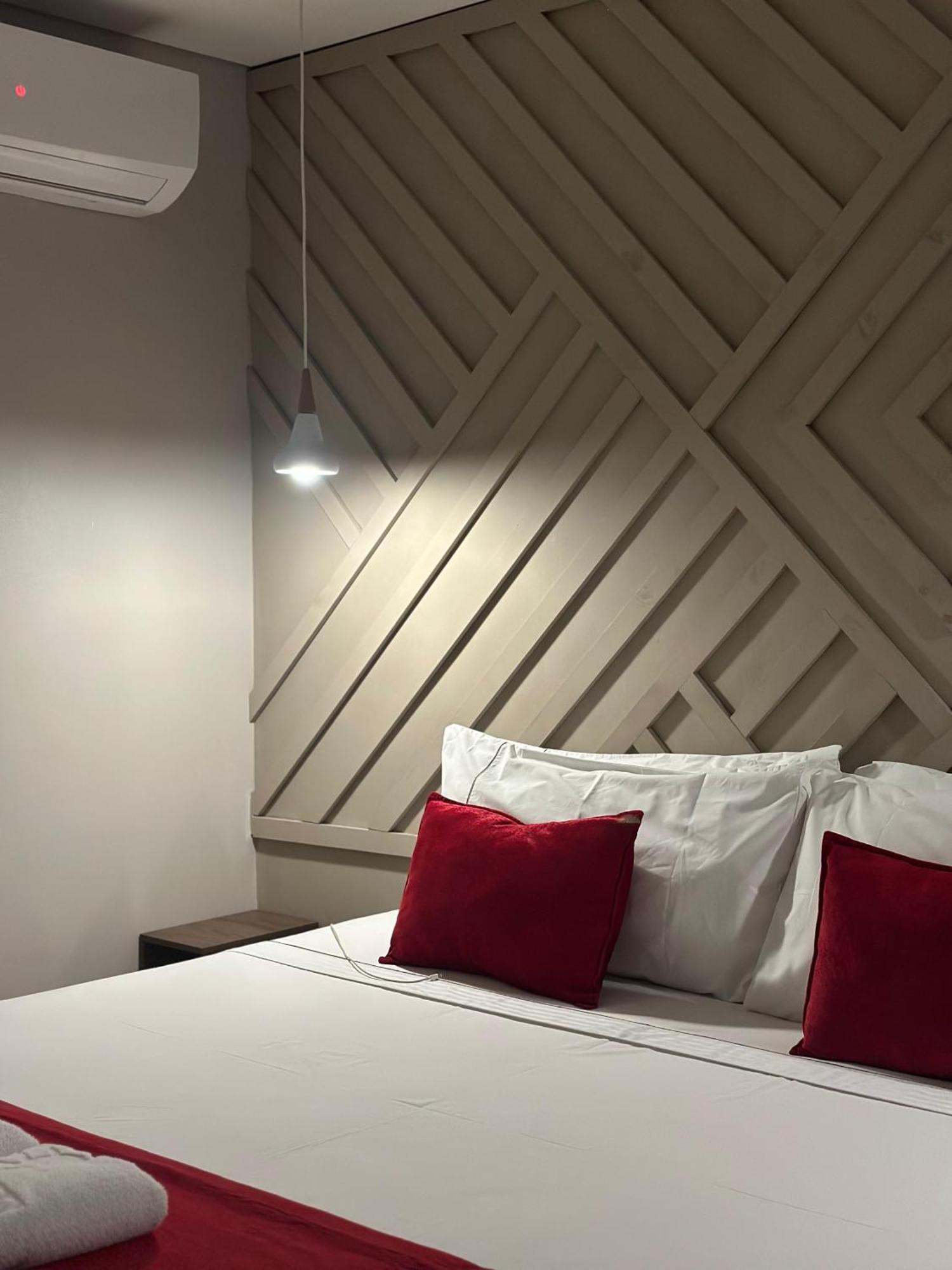 Hotel Santa Clara Boutique มอนเตริอา ภายนอก รูปภาพ